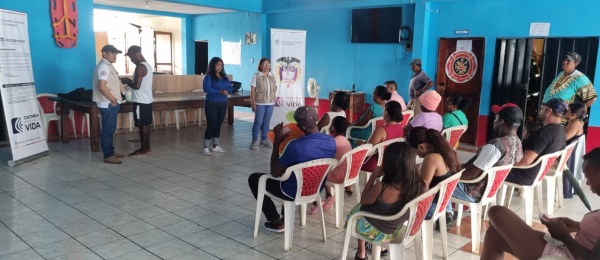Se realizó con éxito encuentro consular comunitario en isla Valdés de Limones
